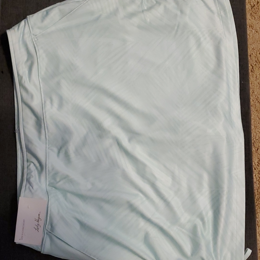NWT golf skort